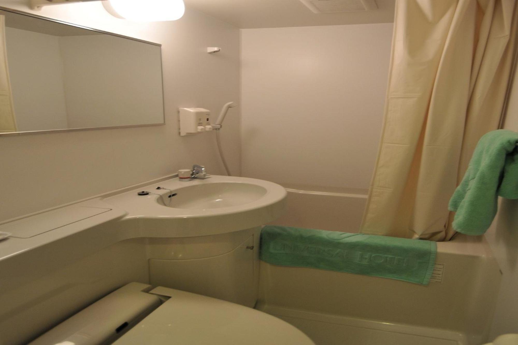 Okayama Ekimae Universal Hotel Dış mekan fotoğraf