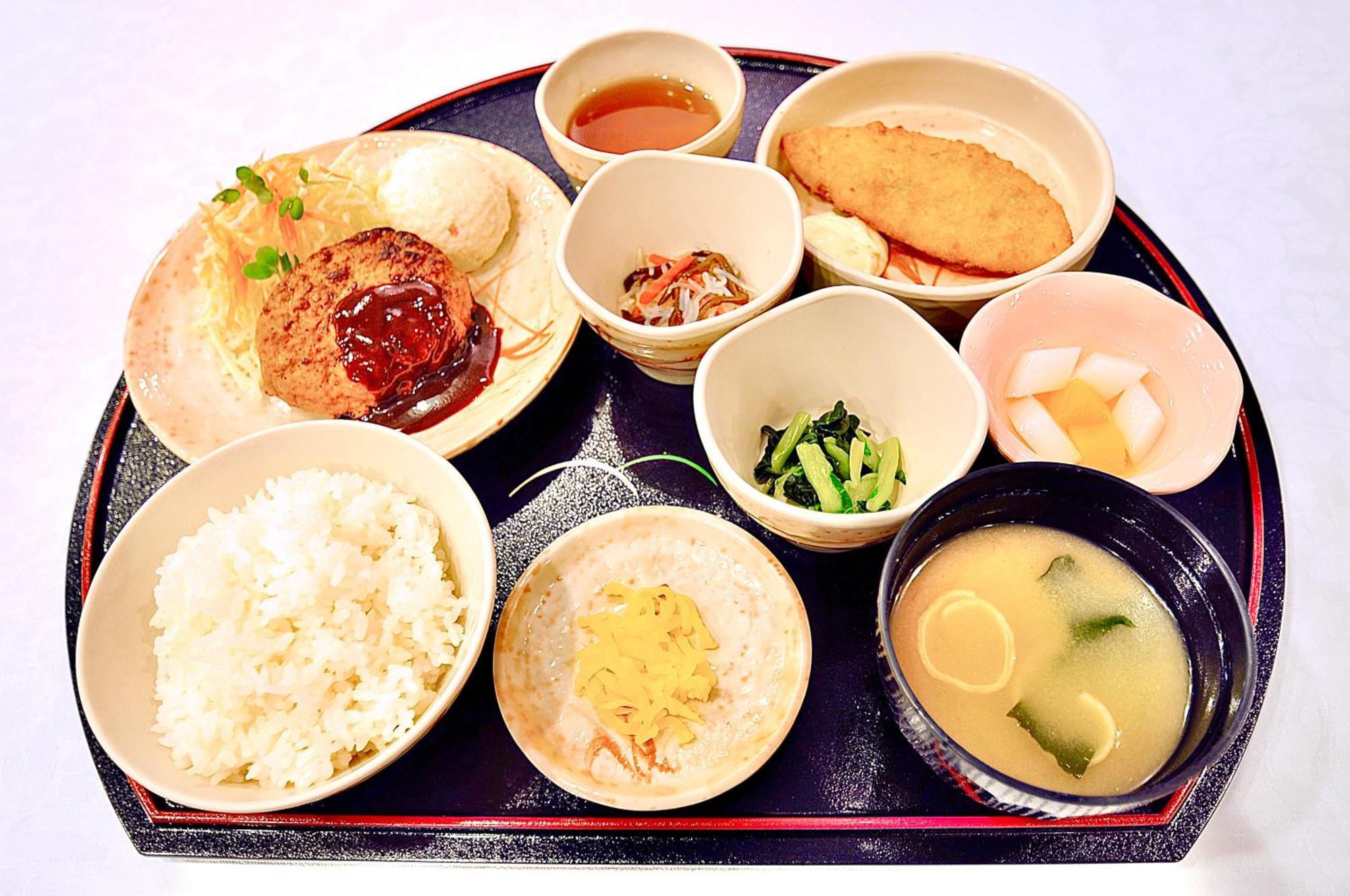 Okayama Ekimae Universal Hotel Dış mekan fotoğraf