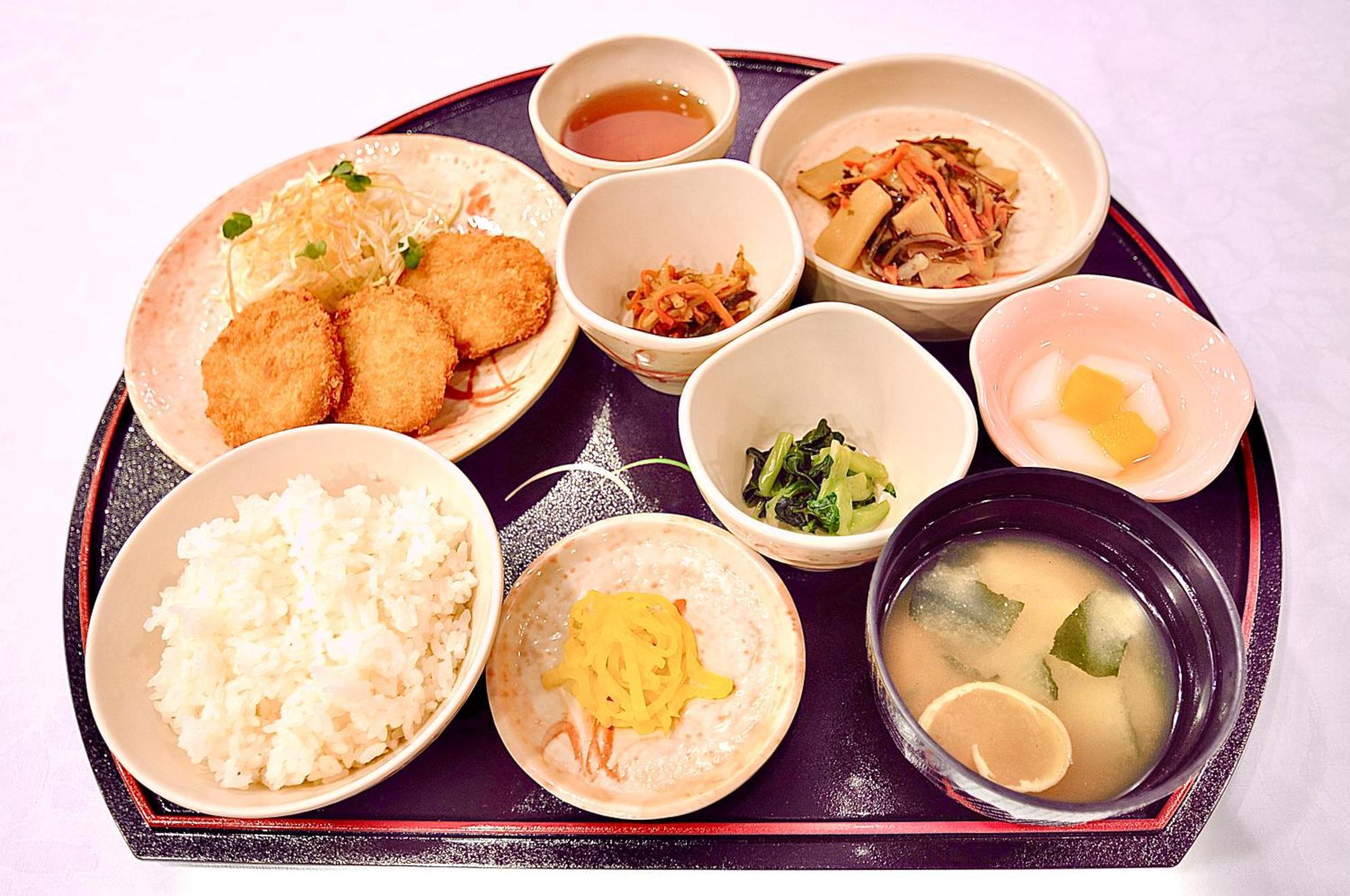 Okayama Ekimae Universal Hotel Dış mekan fotoğraf
