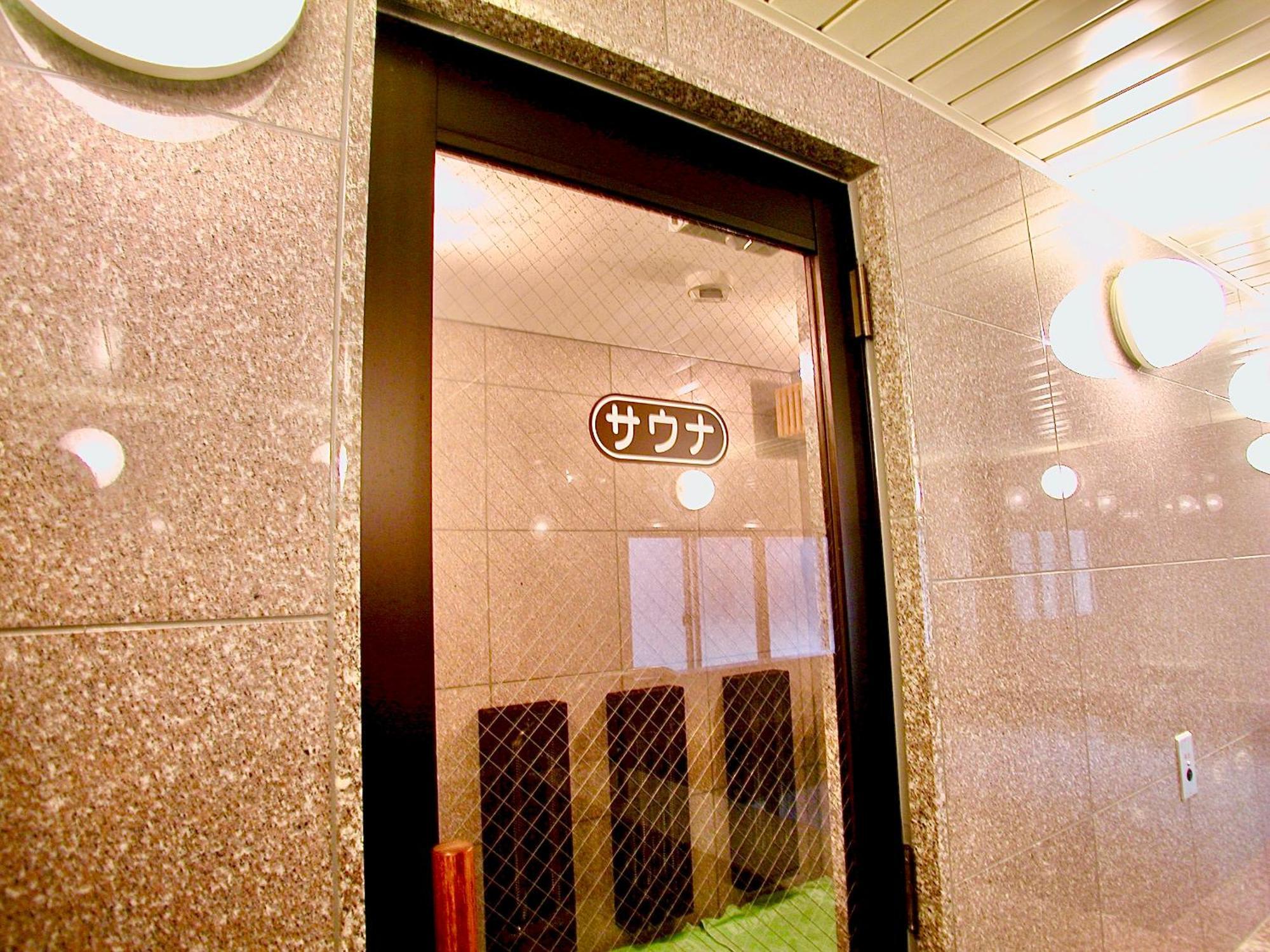 Okayama Ekimae Universal Hotel Dış mekan fotoğraf